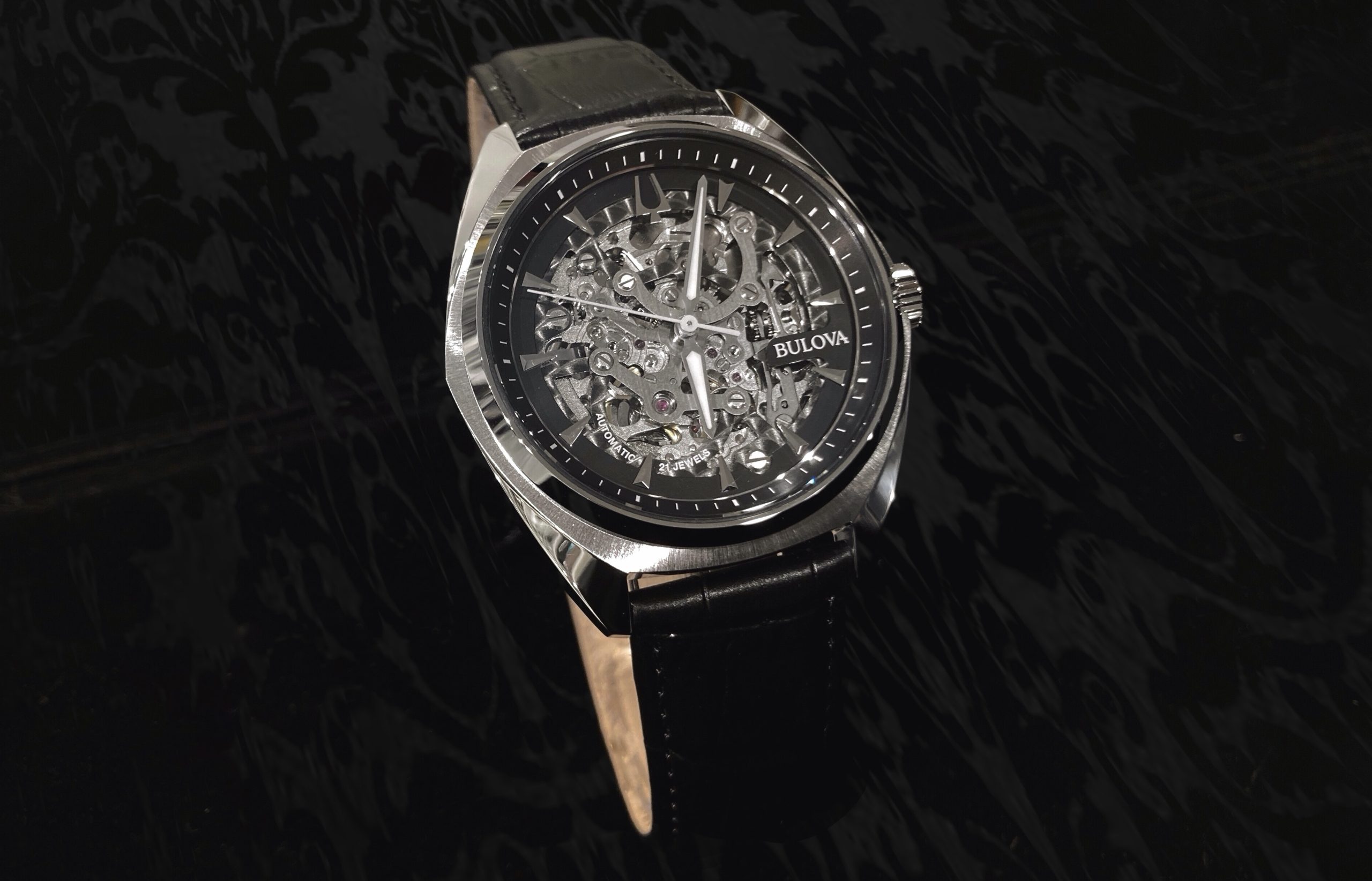 Bulova ブローバ　クロノグラフ クォーツ ブローバ BULOVA 腕時計 クロノグラフ クォーツ式 シルバー