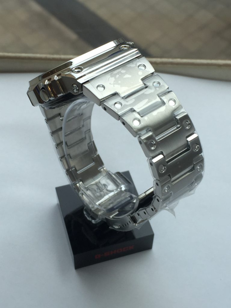 つくばの時計店 G-SHOCK GMW-B5000D-1JF フルメタル ジーショック オンタイムつくばロフト店 防水 衝撃 デジタル
