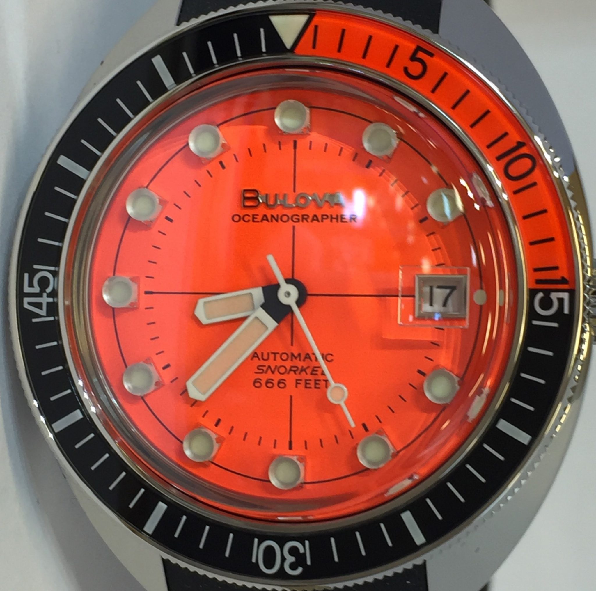 【NEW】BULOVA ブローバ 96B350 オーシャノグラファー、デビルダイバー復刻モデルを紹介致します。 つくばの時計店 オンタイム