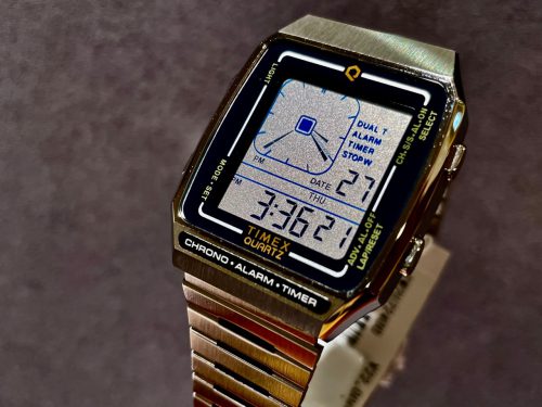 Q TIMEX Reissue Digital LCA ちょいユル顔。 ontime | move 修理工房 ...